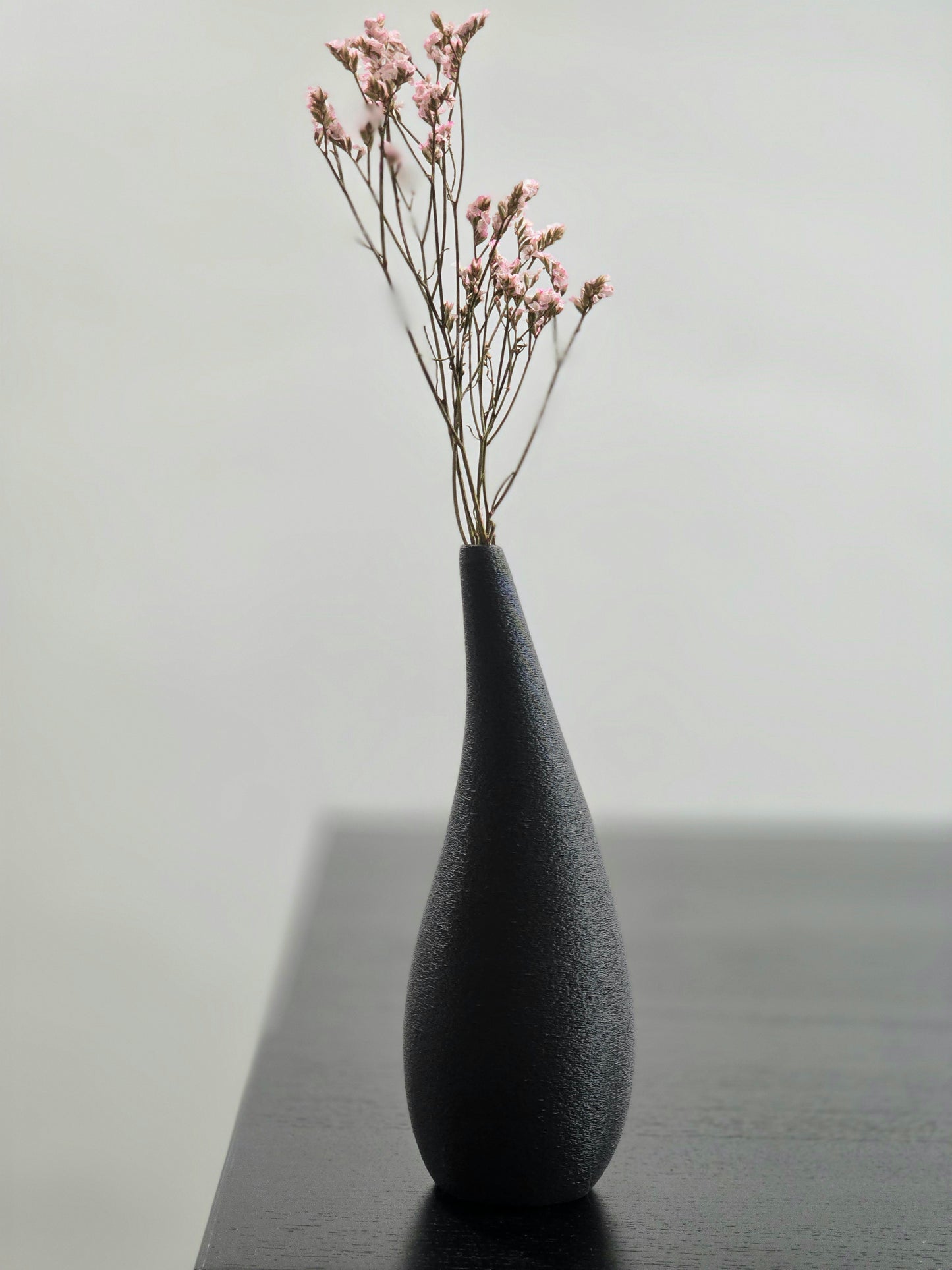 Modern Decorative Vase – Minimalist Textured Flower Vase, Durable Ceramic-Look, Waterproof Home Decor Accent